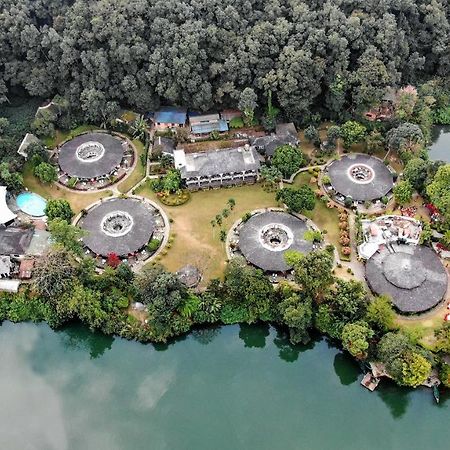 Fish Tail Lodge Pokhara Buitenkant foto