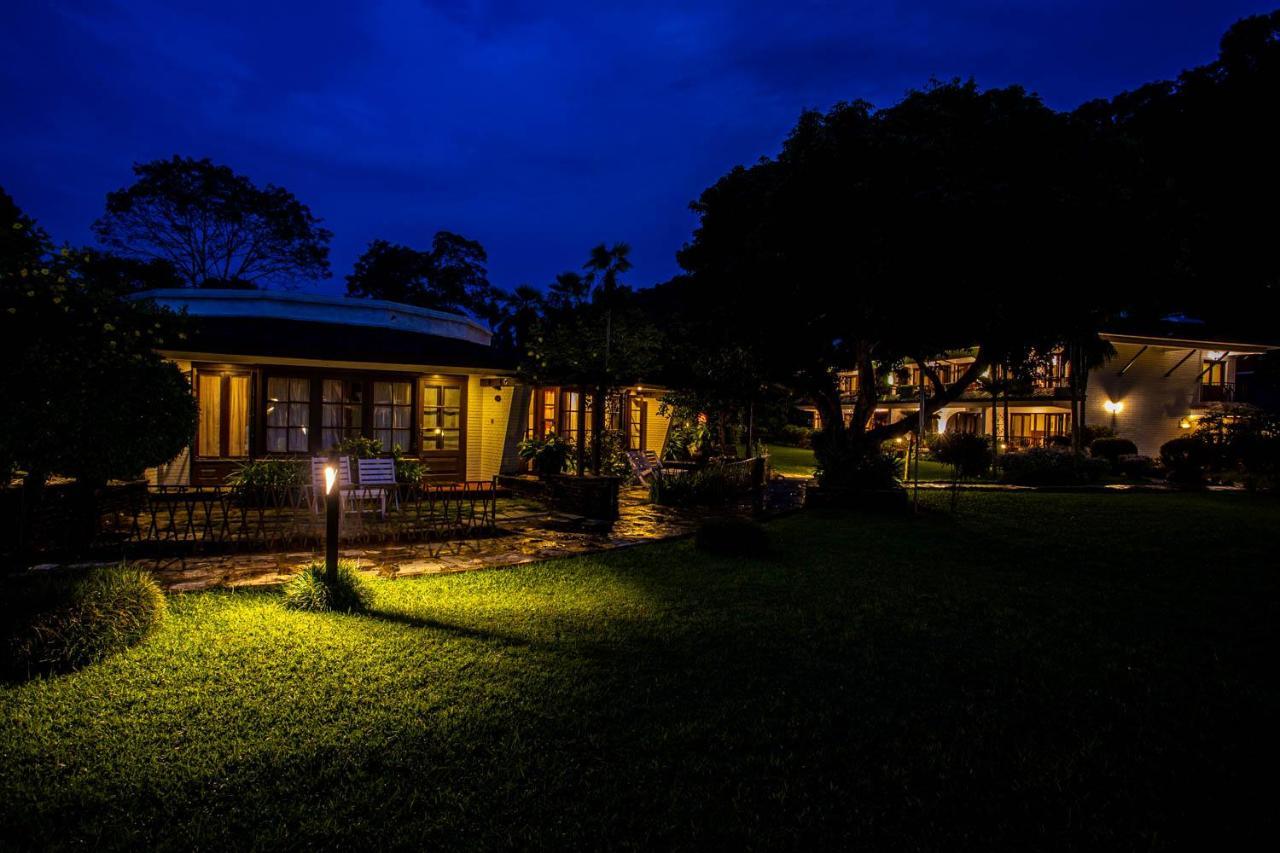 Fish Tail Lodge Pokhara Buitenkant foto