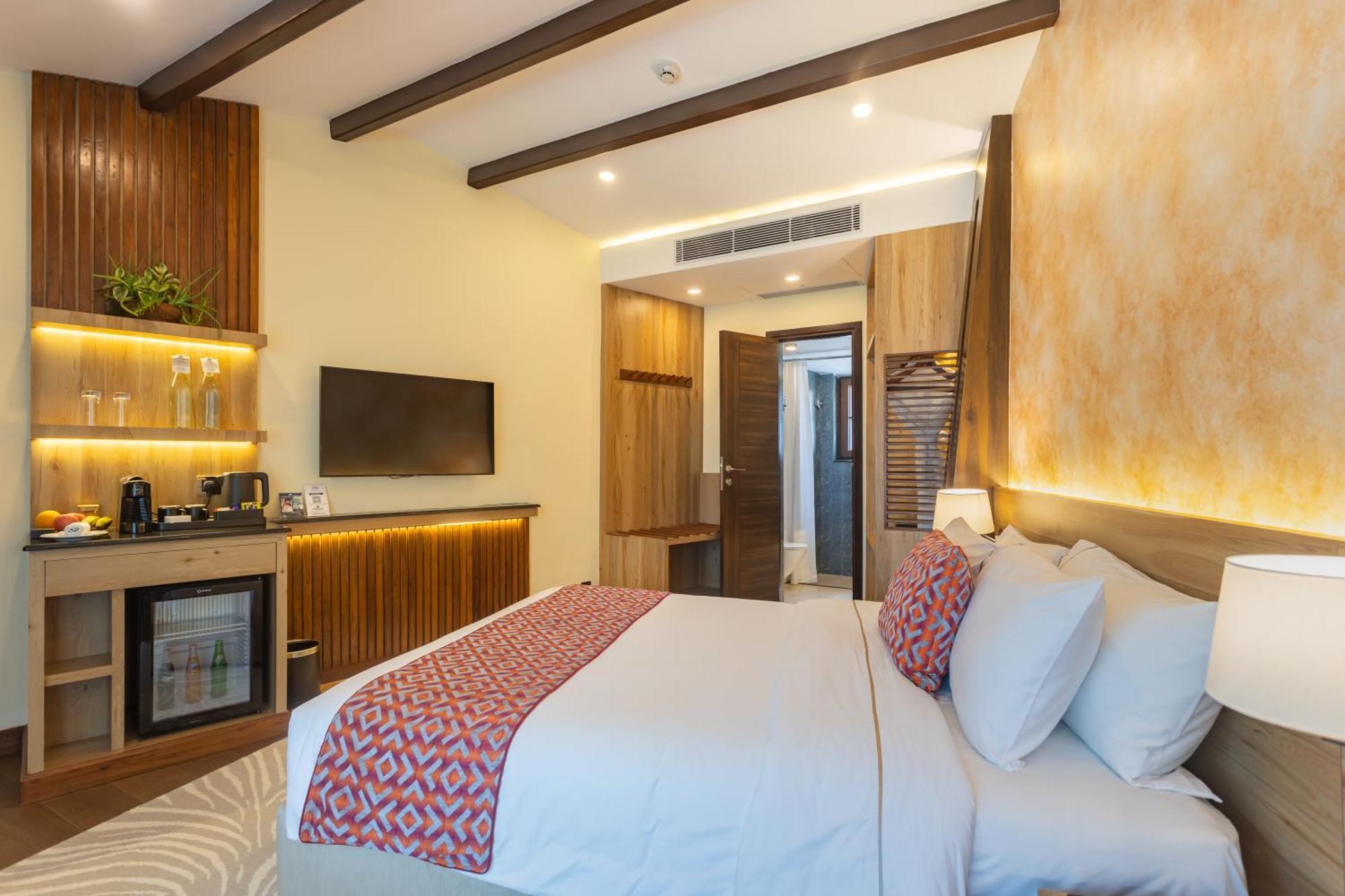 Fish Tail Lodge Pokhara Buitenkant foto